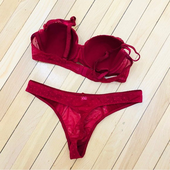 Vintage | Burgundy Lingerie Set - Picture 2 of 2